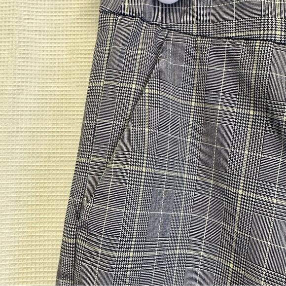 Anne Klein Plaid Slacks - Size 10 - Picture 3 of 7